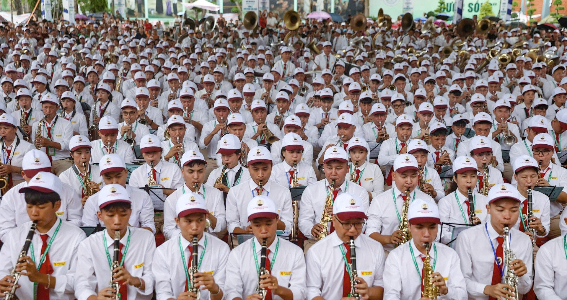 Dàn kèn gần 700 người sẵn sàng cho Lễ tuyên phong Chân phước Linh mục Trương Bửu Diệp 