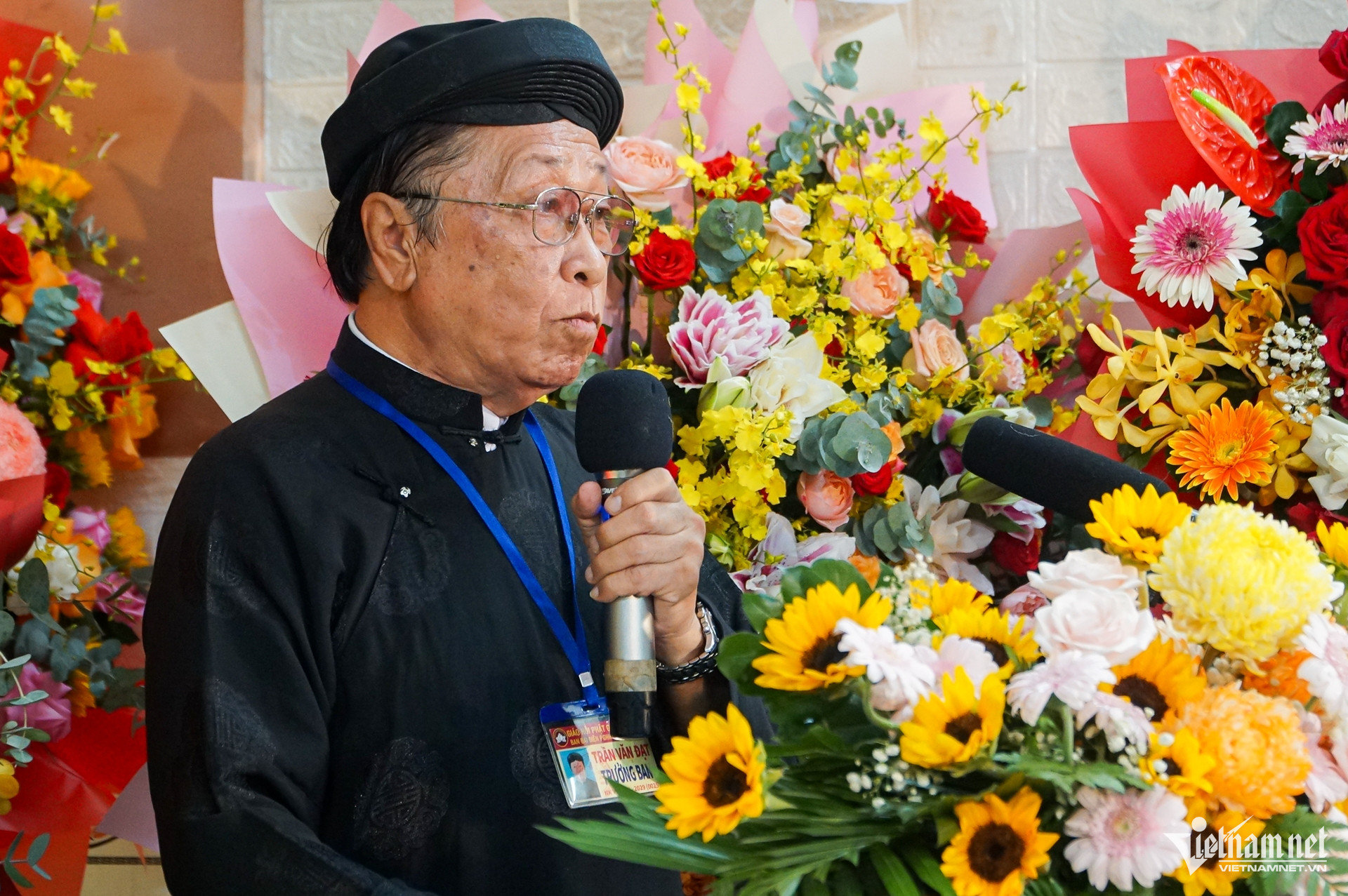 W-phật giáo hoà hảo TPHCM Nguyễn Huế 5.jpg