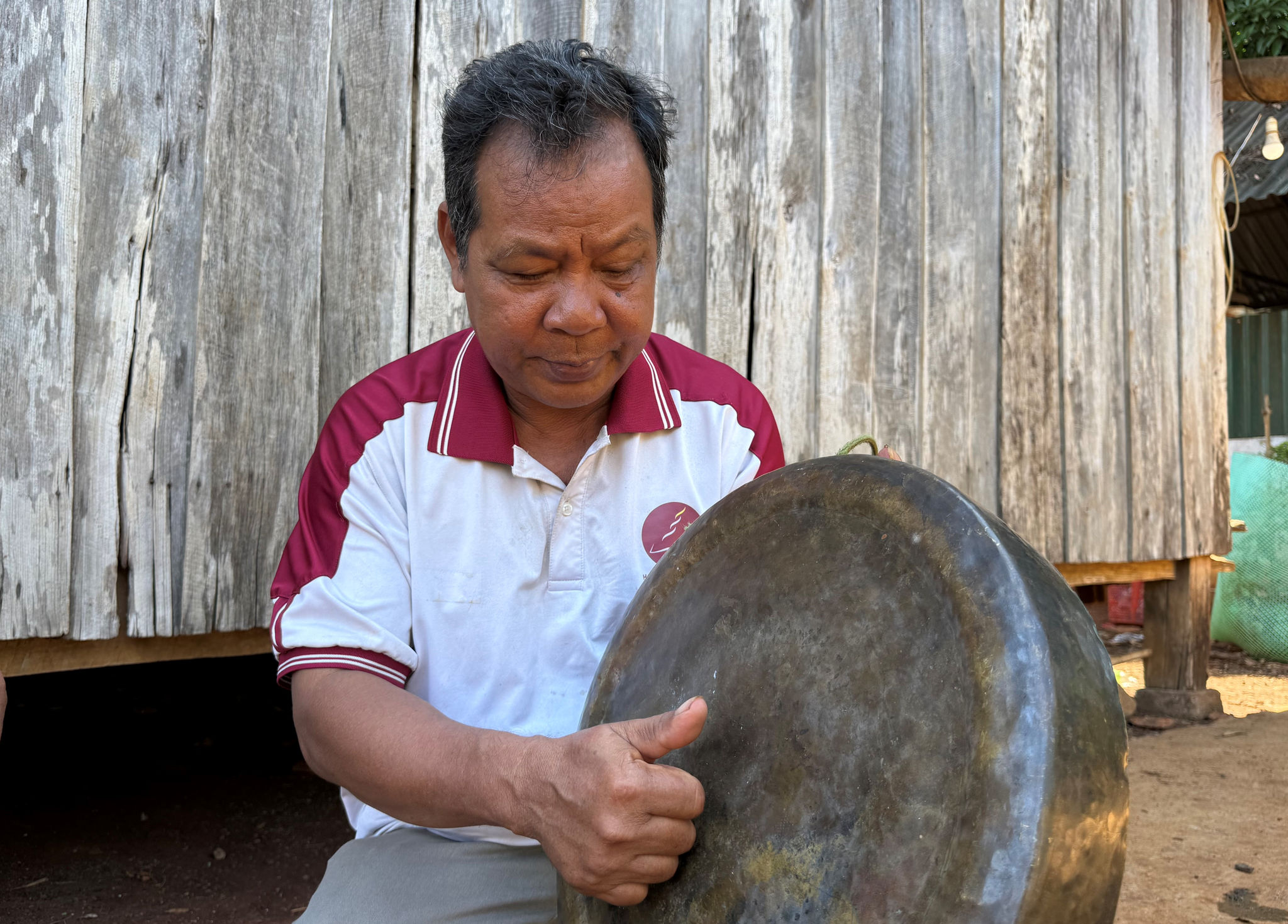 Ông Joang Chá, Người có uy tín của buôn Kon H'ring giữ nhịp chiêng của người Xơ Đăng