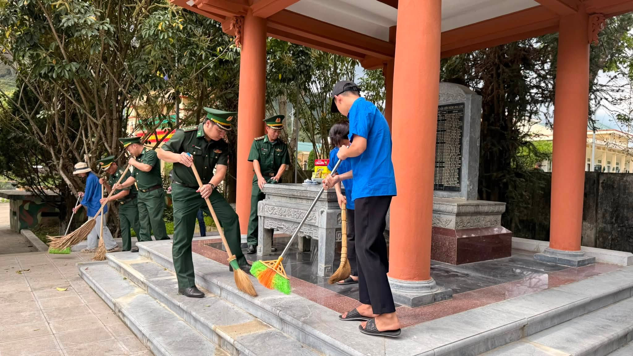 Lào Cai phấn đấu không còn gia đình chính sách nào thuộc diện hộ nghèo, cận nghèo 