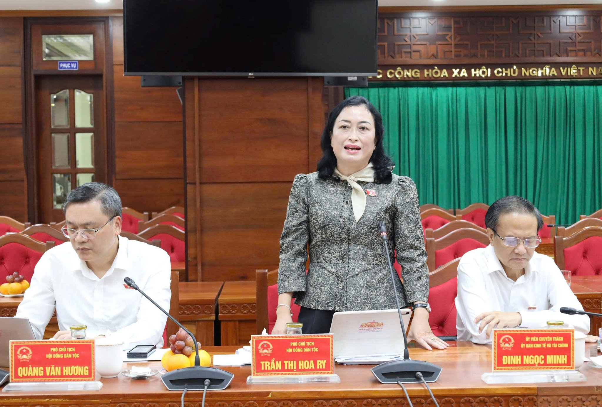 Đánh giá toàn diện, tháo gỡ khó khăn thực hiện các chính sách dân tộc 