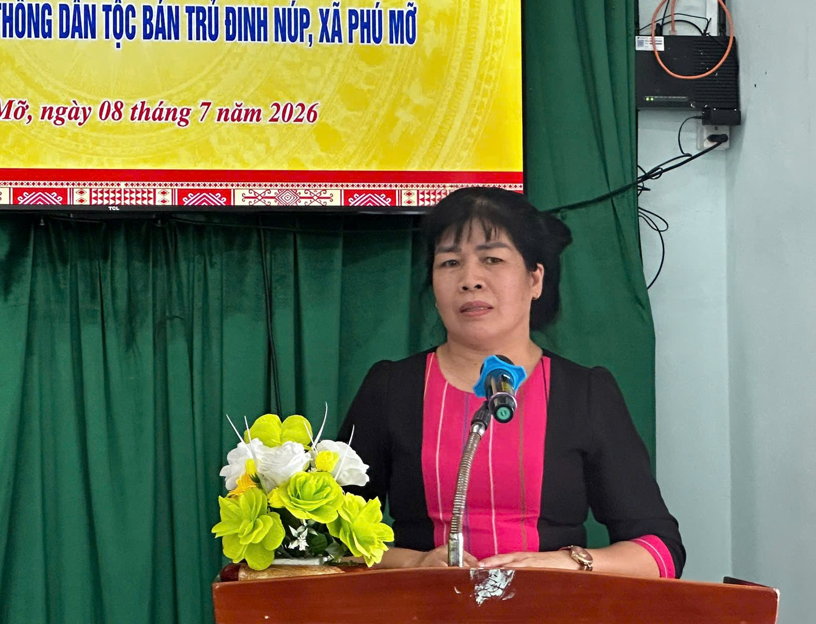 Phó Giám đốc Sở Văn hóa, Thể thao và Du lịch tỉnh Đắk Lắk Nguyễn Thụy Phương Hiếu phát biểu khai giảng lớp học