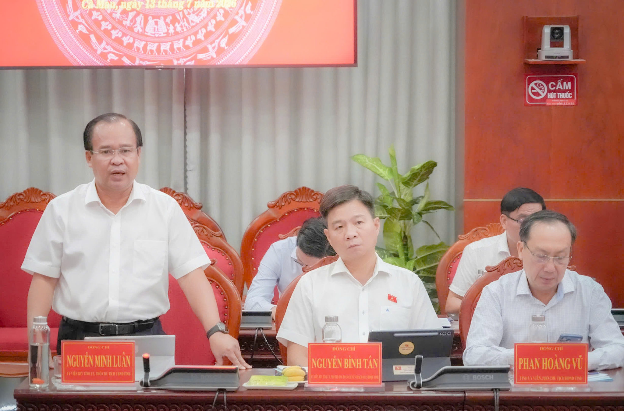 Ông Nguyễn Minh Luân, Phó chủ tịch UBND phát biểu tại buổi làm việc