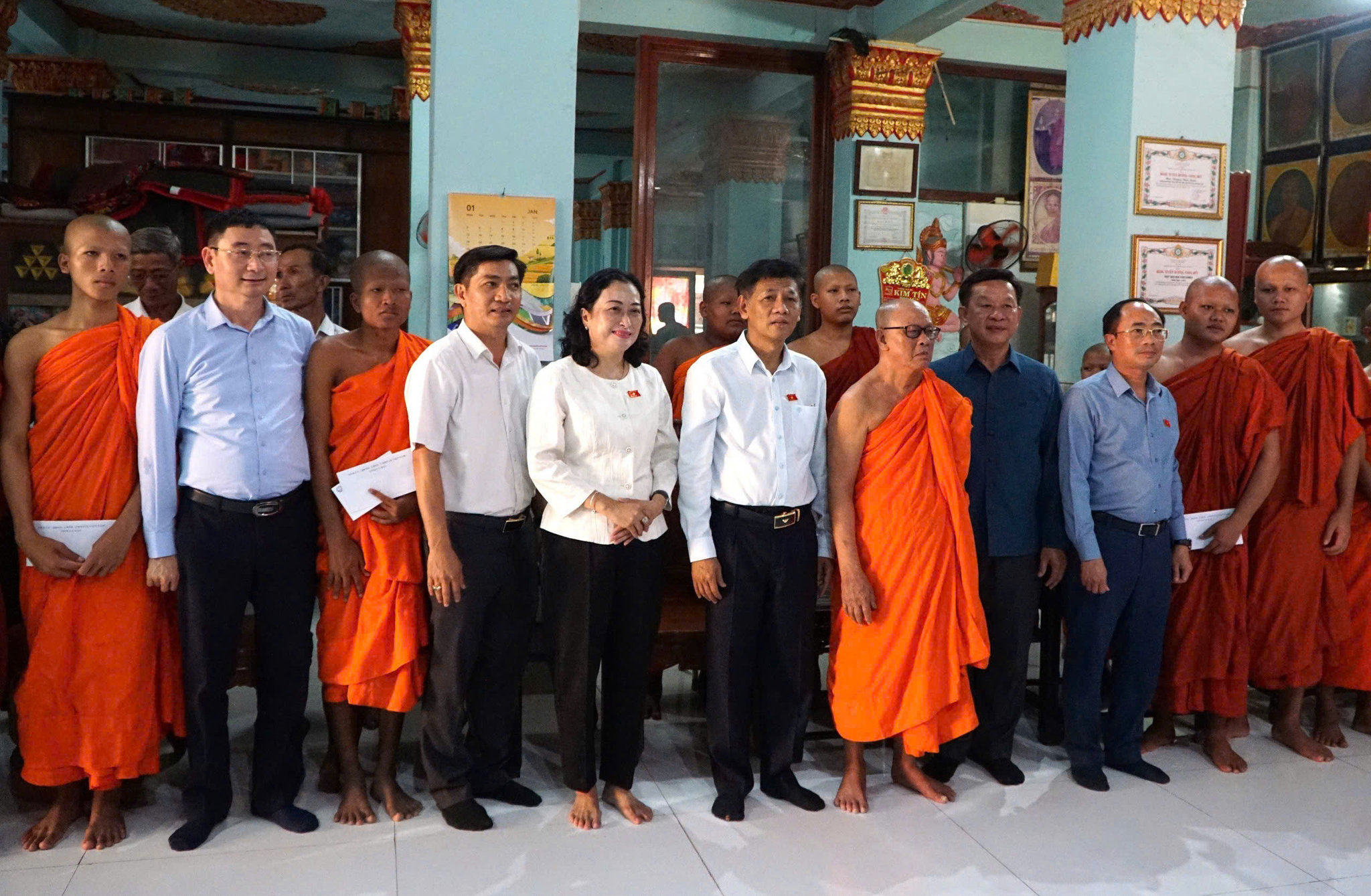 Đoàn công tác Hội Đồng dân tộc đến thăm Hội Đoàn kết sư sãi yêu nước tỉnh Cà Mau nhân dịp Tết cổ truyền đồng bào Khmer năm 2026