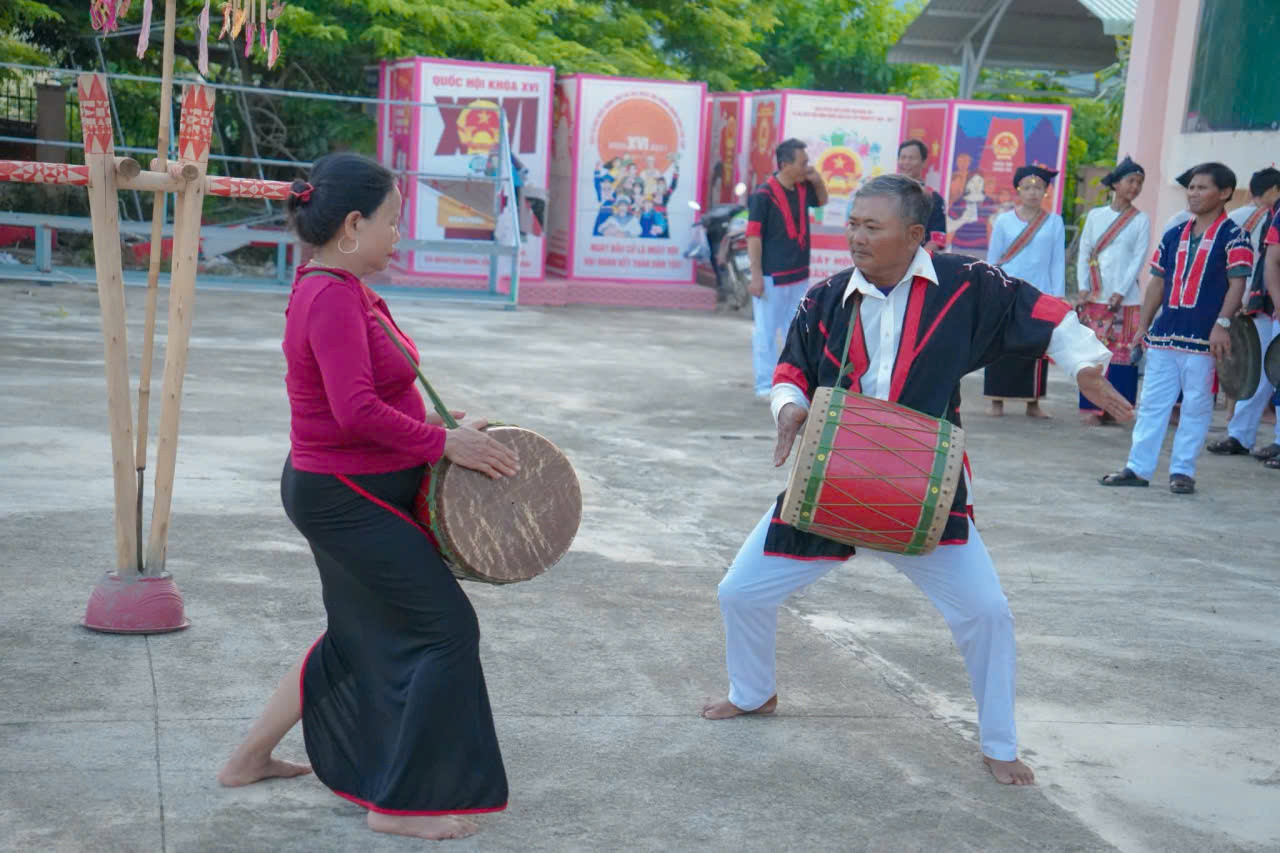 Kơ toang 2