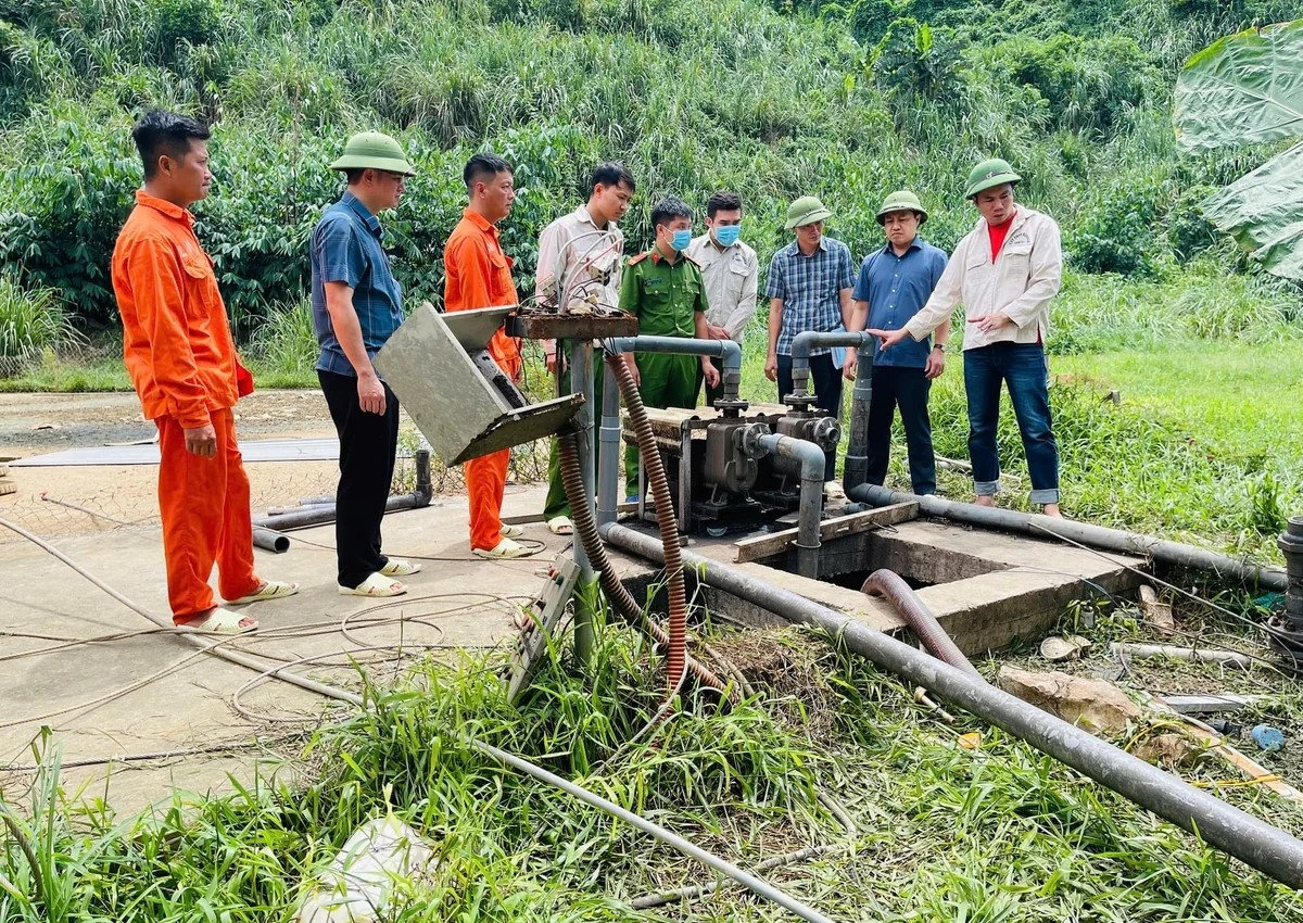 Phê bình xã Thạch Quảng chậm báo cáo vụ tai nạn khiến 5 người tử vong
