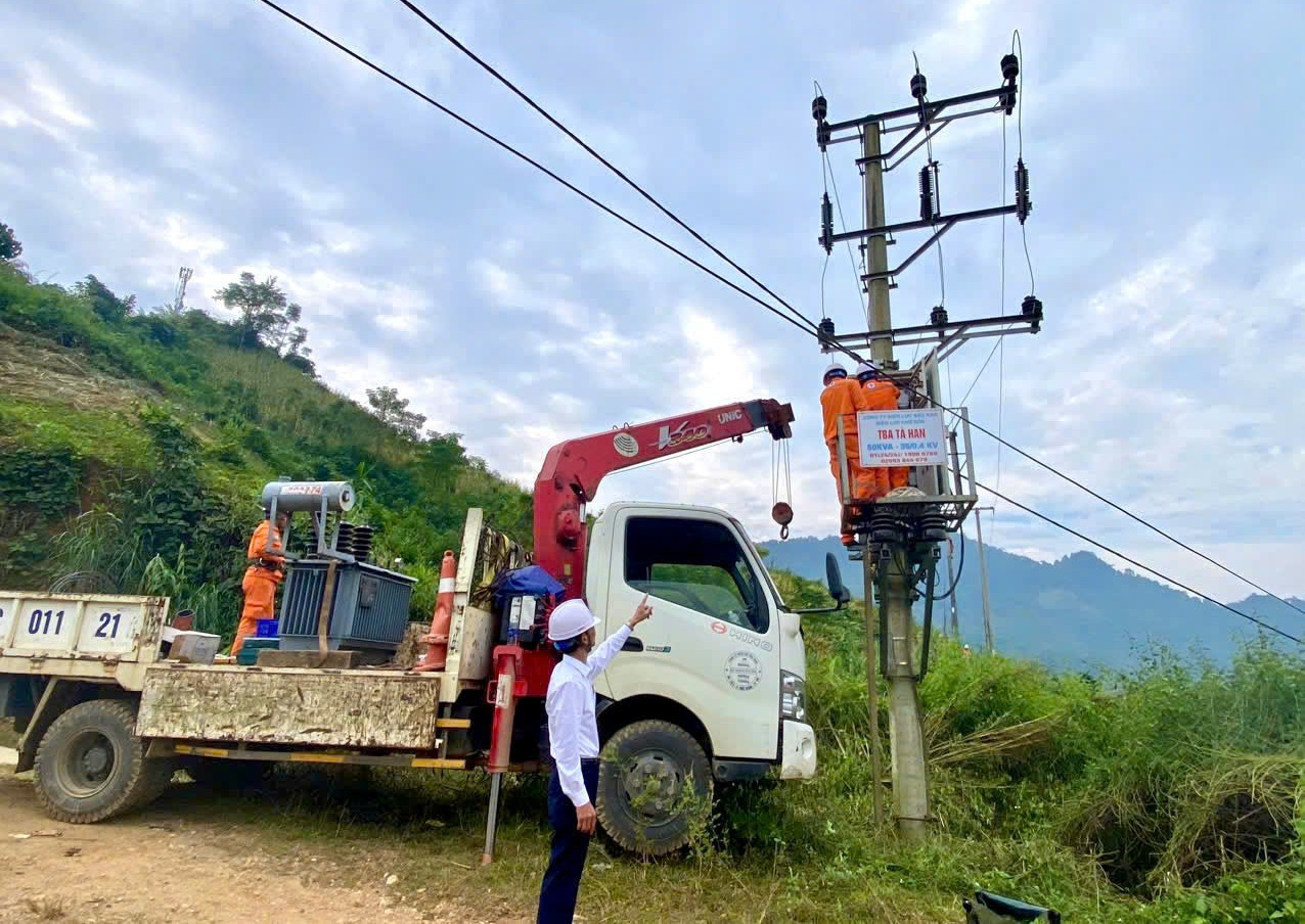 Điện Lưới 3