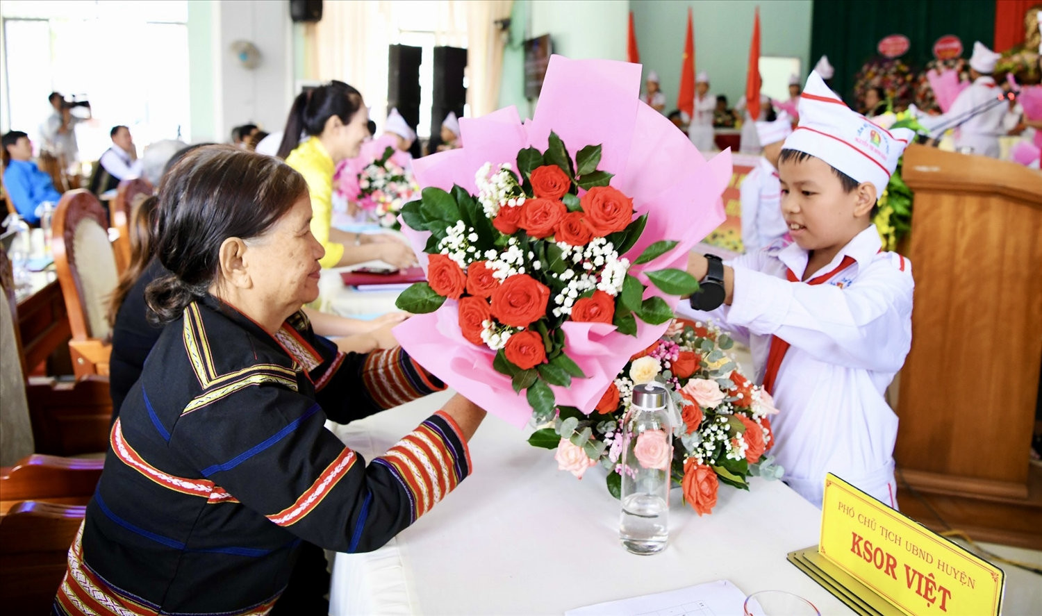 Nữ anh hùng Tây Nguyên: Những đời người viết nên huyền thoại 