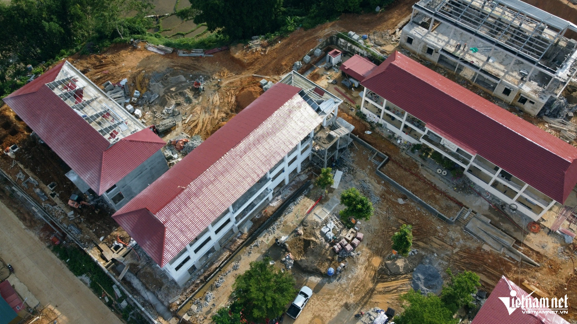 W-a2Trường nội trú liên cấp miền núi.JPG.jpg