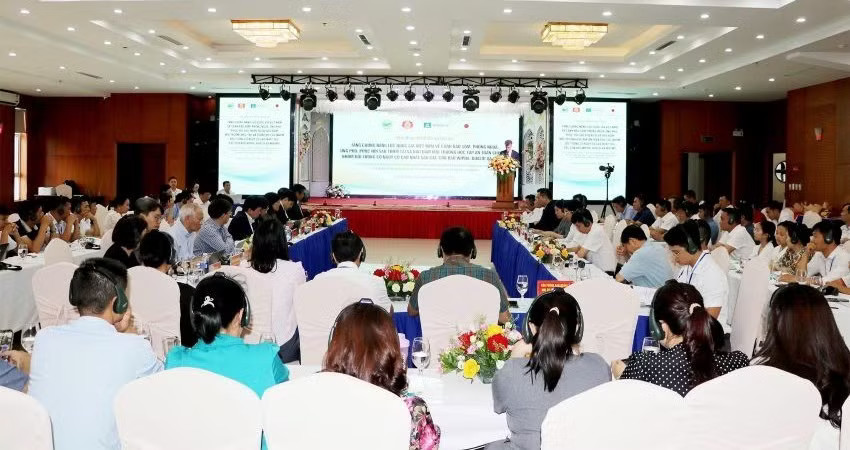 Hội thảo