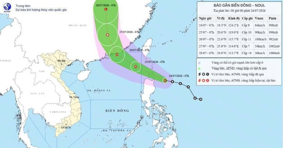 Bão Noul hình thành gần Biển Đông, đang tiếp tục mạnh lên