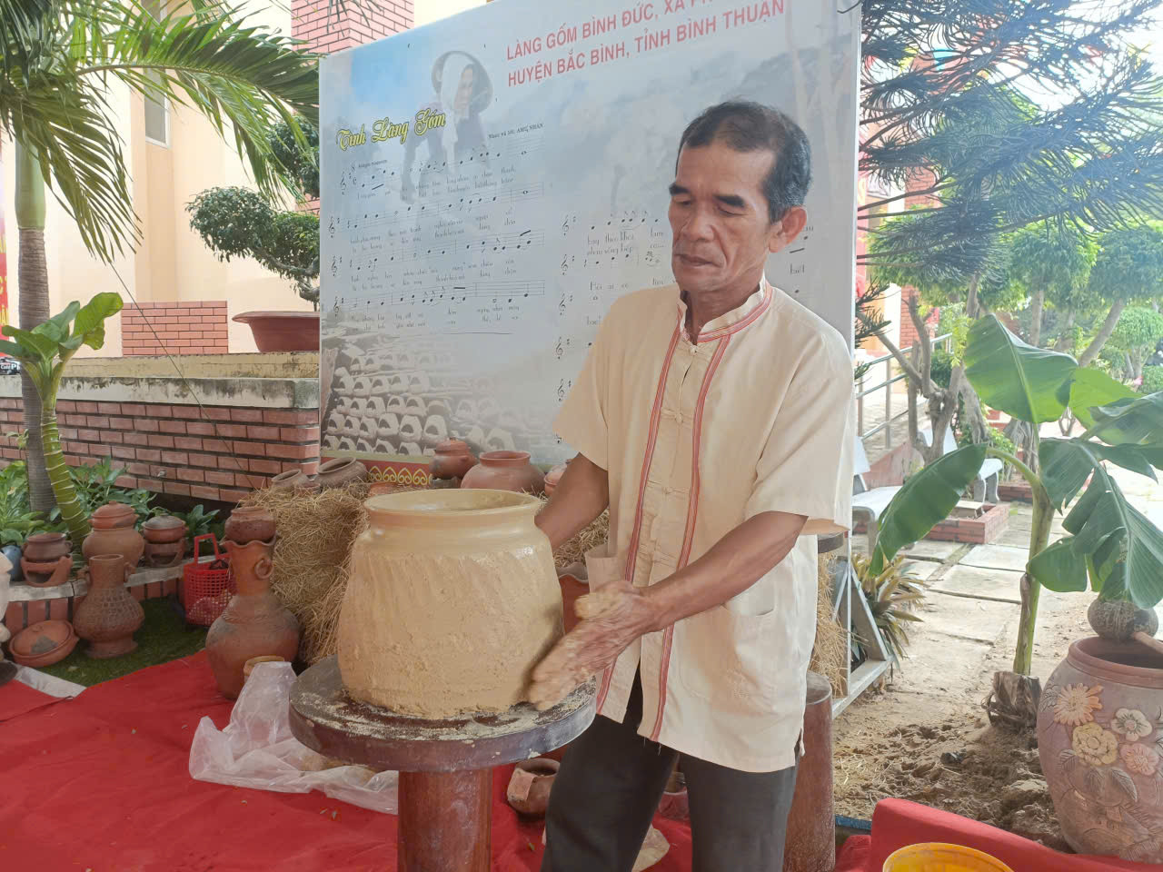 Gốm Chăm 