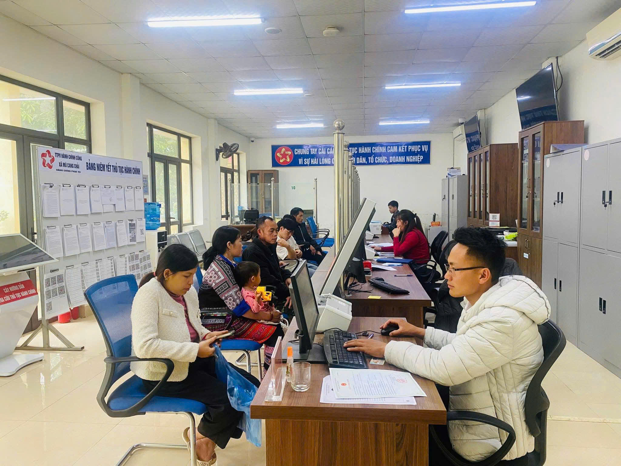 “Lõm sóng mới” trong chuyển đổi số ở vùng cao 