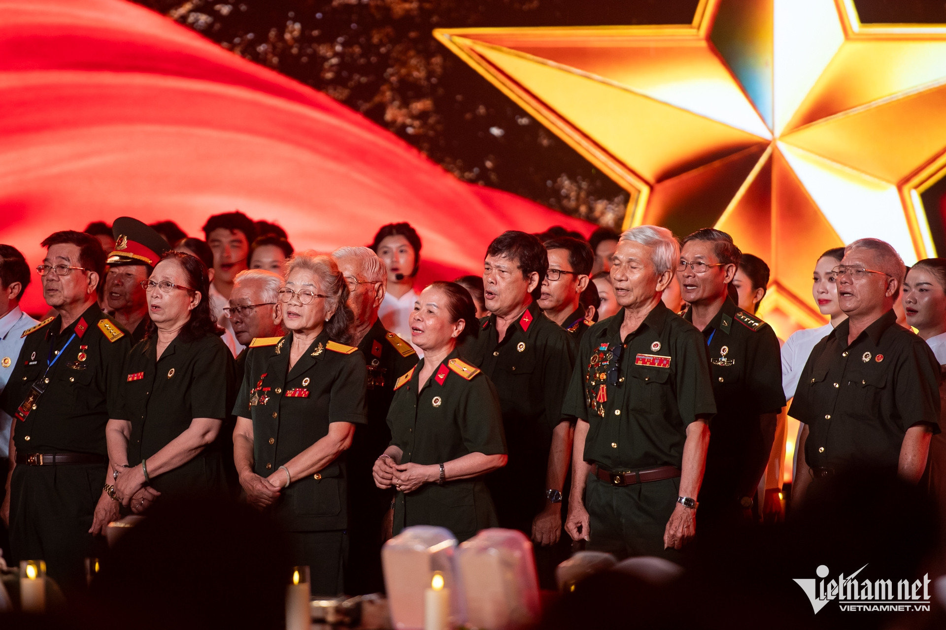W-Lê Thị Riêng Nguyễn Huế 22.jpg