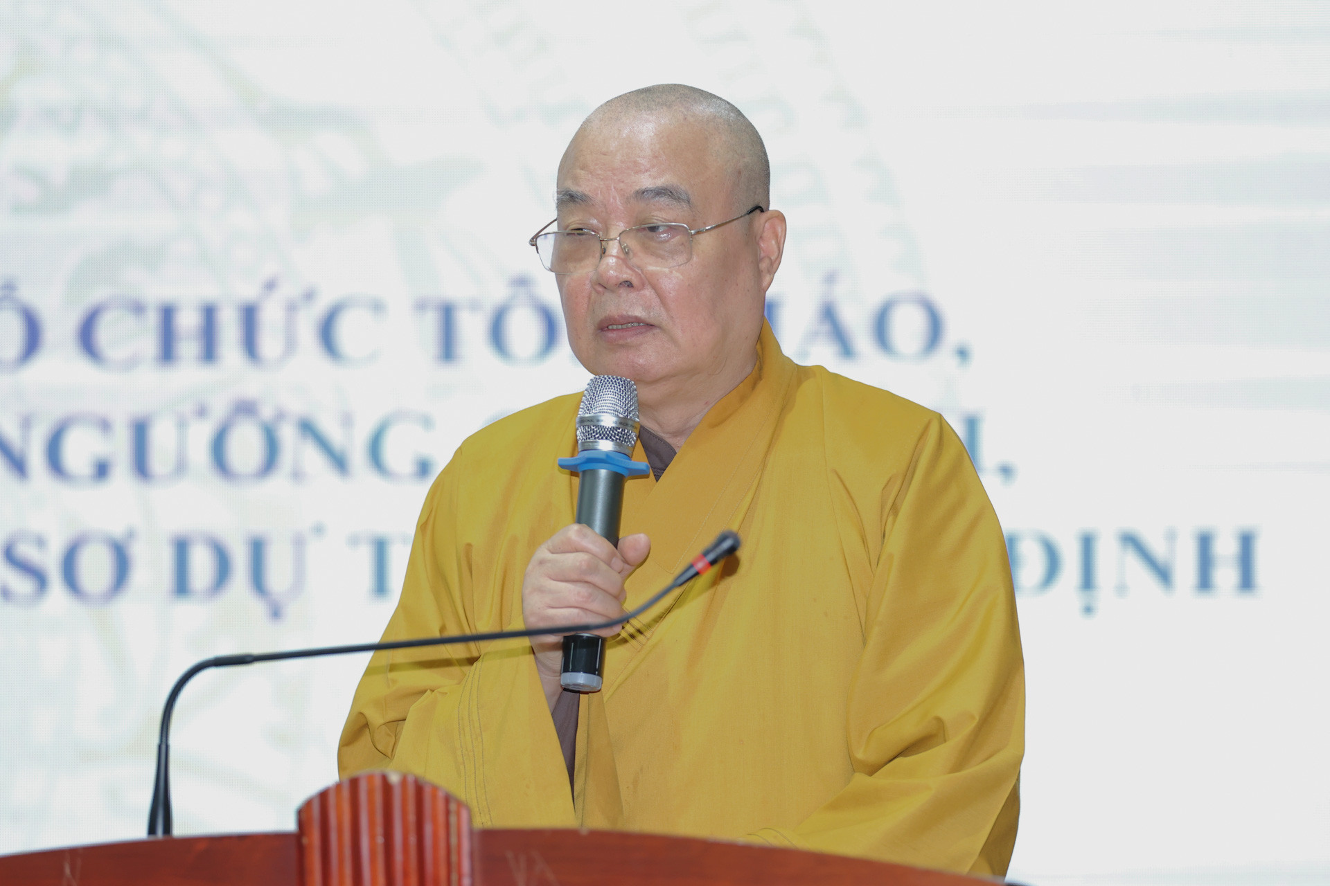 Chức sắc, chức việc các tổ chức tôn giáo góp ý xây dựng hướng dẫn thi hành Luật Tín ngưỡng, tôn giáo