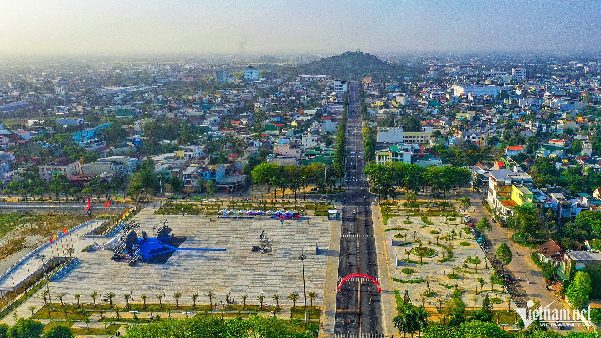 w quang truong 112553.jpg