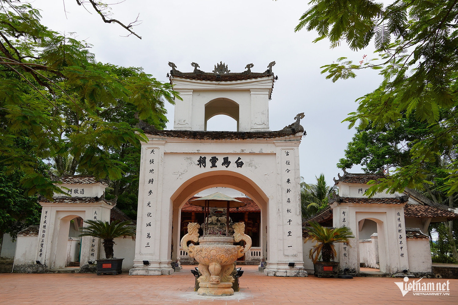 W-đền bạch mã.JPG.jpg