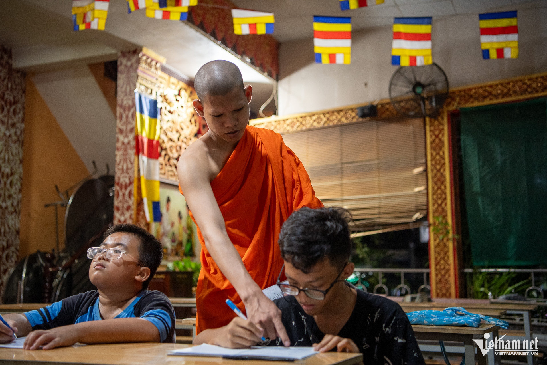 W-Lớp dạy tiếng khmer miễn phí Tuấn Hùng 25.jpg