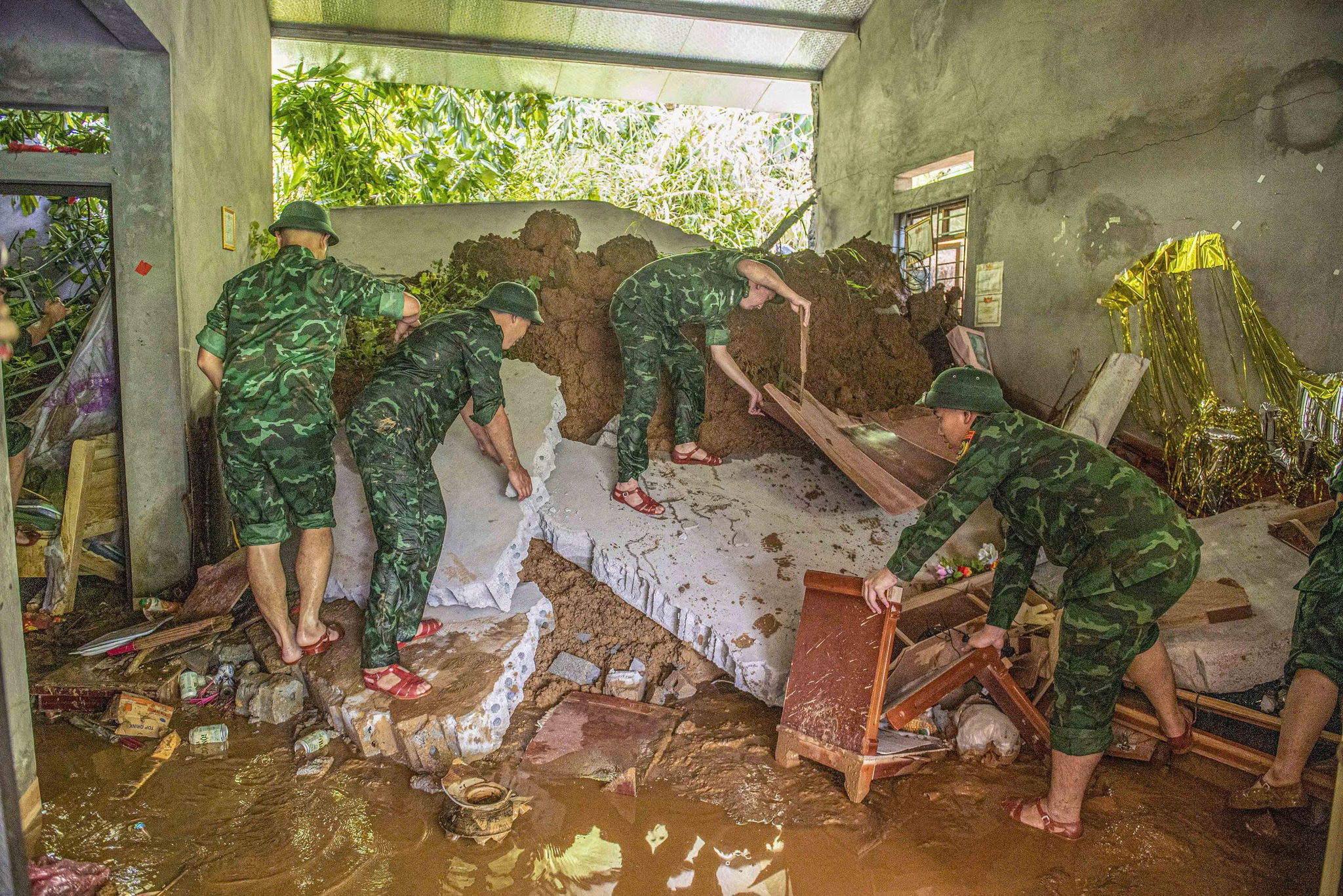 Những việc làm thiết thực của bộ đội Biên phòng Lào Cai ở thôn bản 
