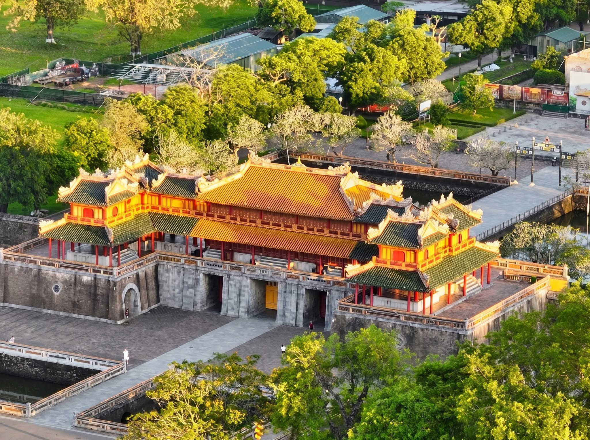 Huế đang từng bước phát huy lợi thế của thành phố di sản, đồng thời đa dạng hóa sản phẩm văn hóa, du lịch. Ảnh: FC Việt Nam.