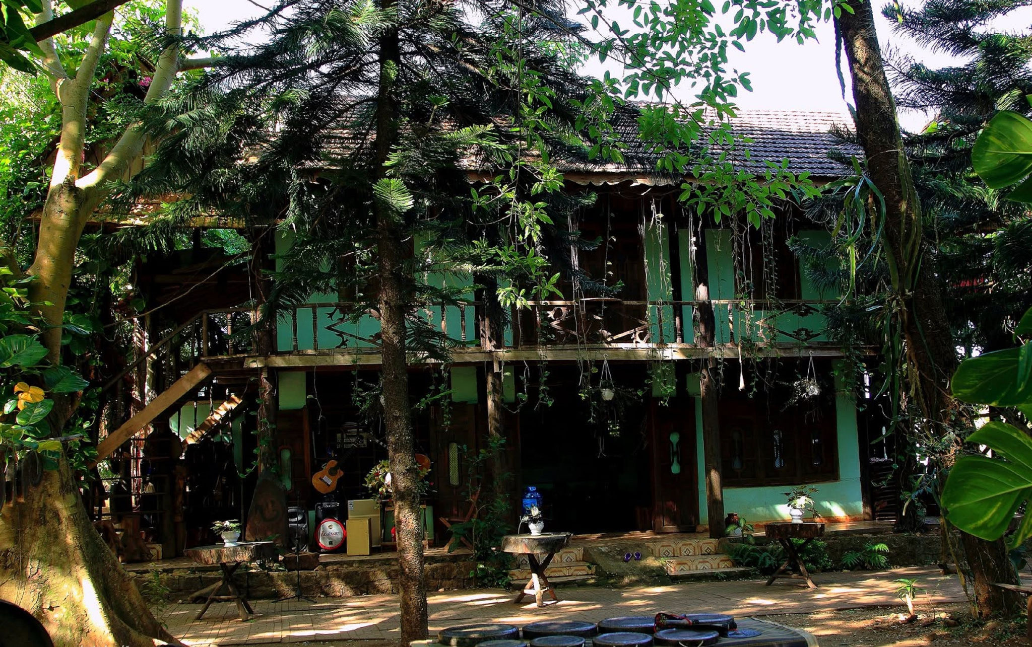 Ngôi nhà của A Biu trở thành một bảo tàng mini, là điểm tham quan thú vị.