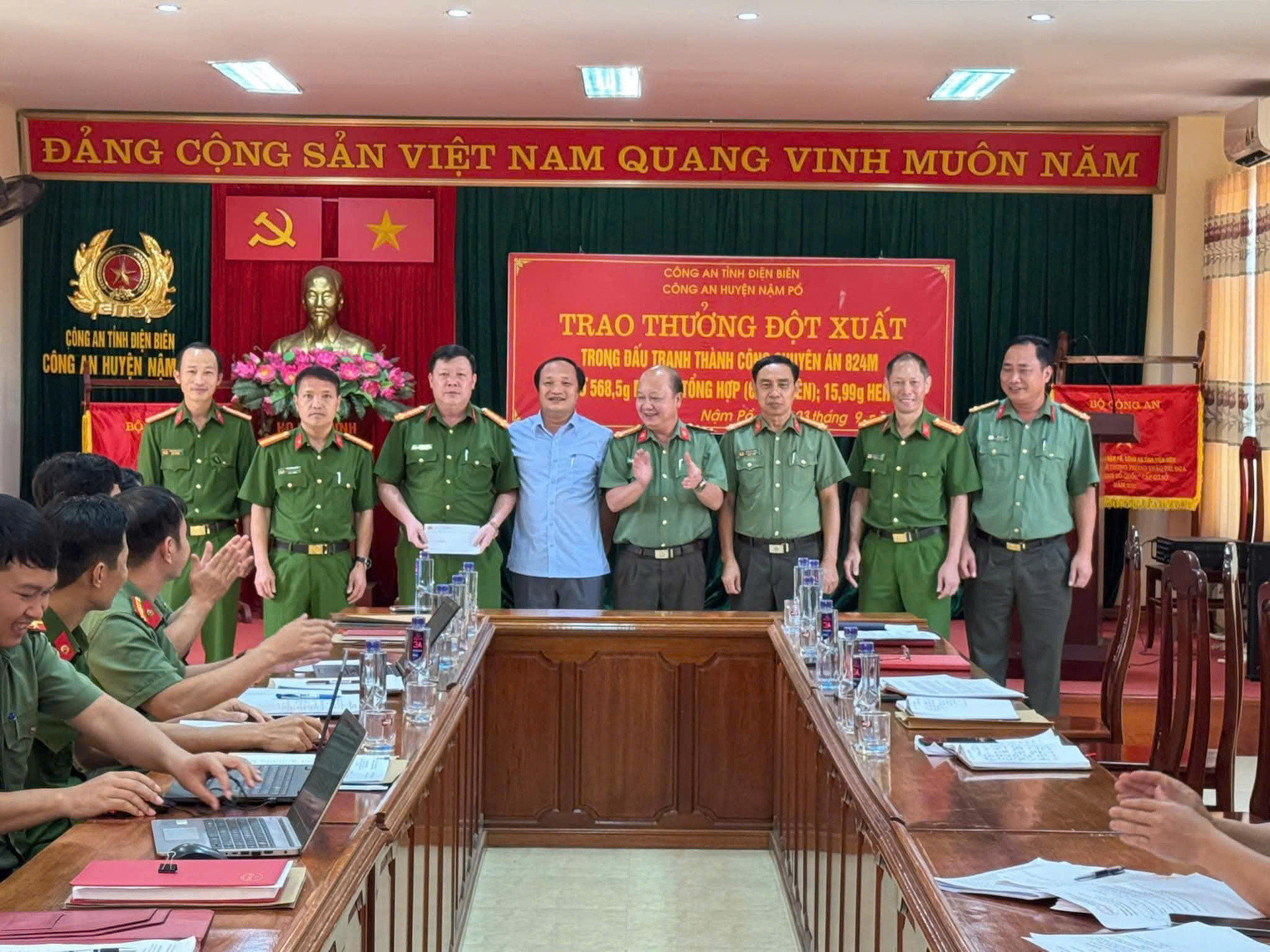 lèng văn tuân 4.jpg