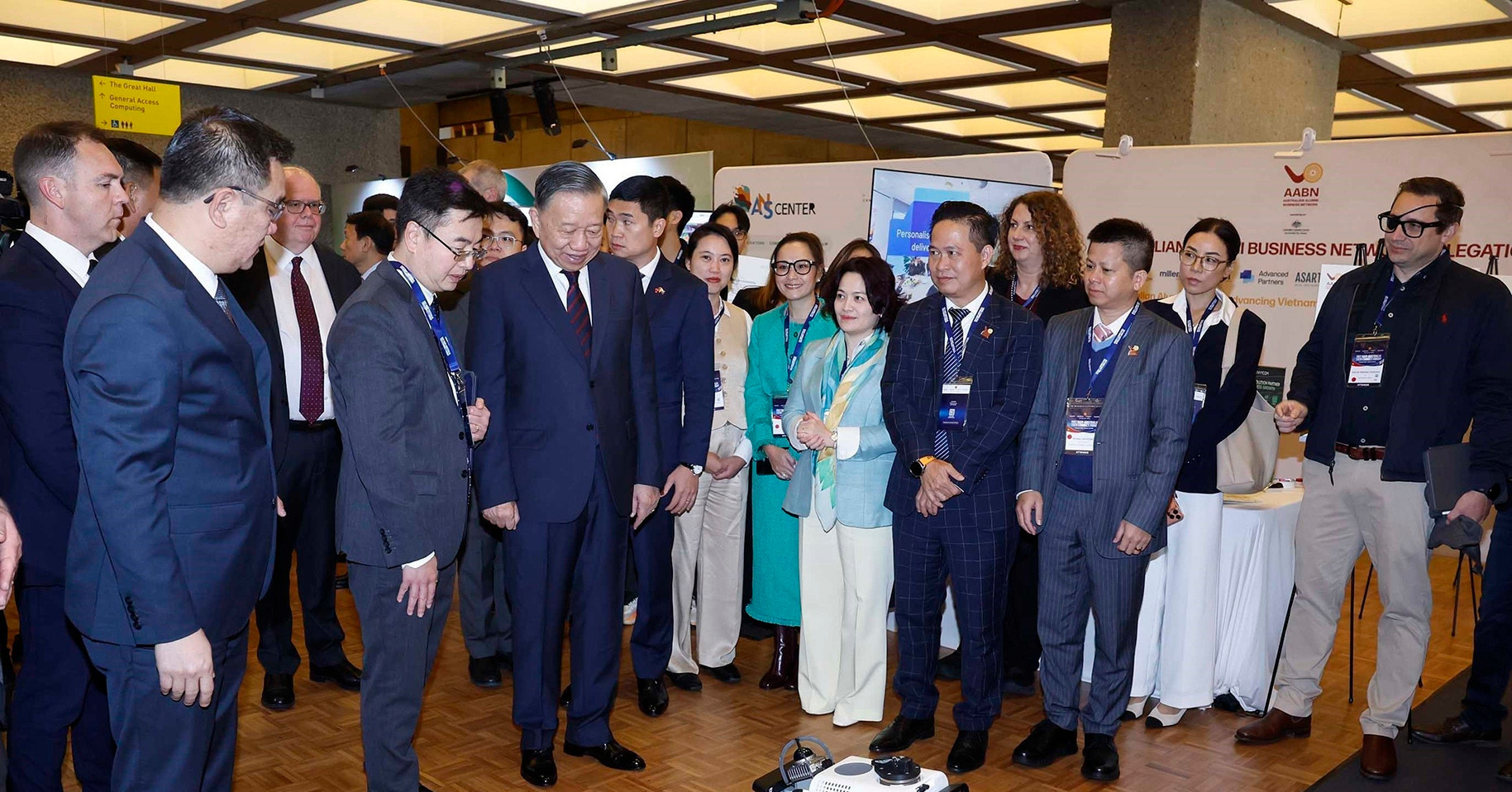 Đưa quan hệ Việt Nam - Australia trở thành hình mẫu hợp tác về khoa học, công nghệ 