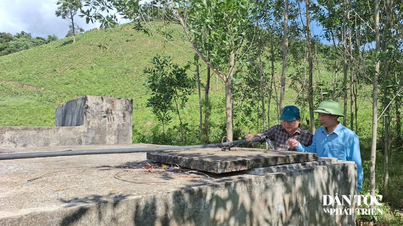 Do thiếu nước sinh hoạt vào mùa khô, nhiều xã vùng cao ở Quảng Trị đã đề xuất đầu tư xây dựng công trình nước sạch để phục vụ người dân sinh hoạt. Ảnh: Phạm Tiến