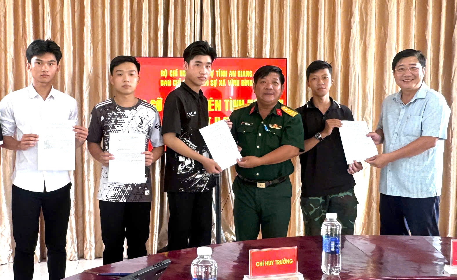 Vĩnh Bình (An Giang): Những lá đơn viết bằng khát vọng cống hiến 