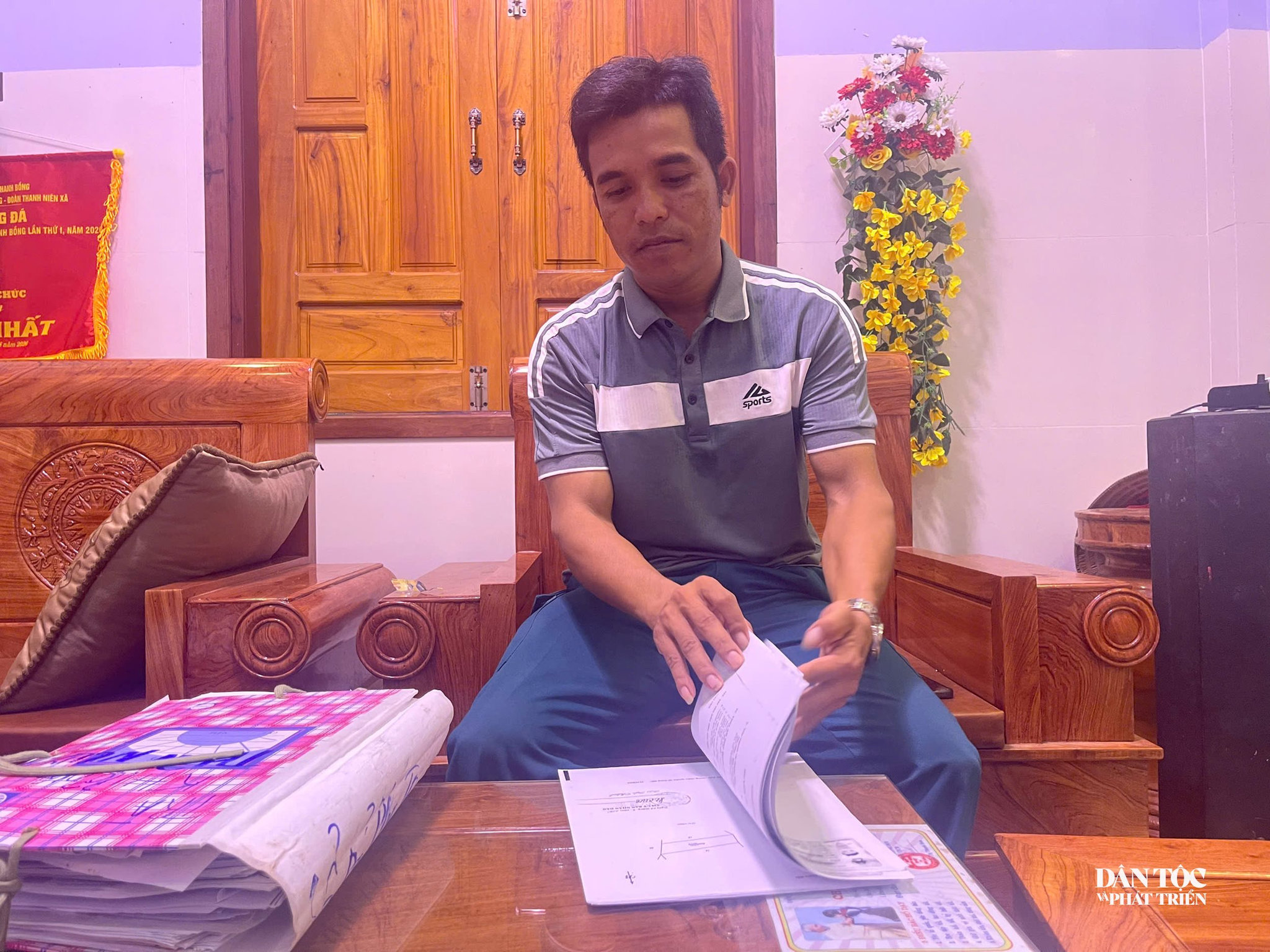 Người có uy tín 4