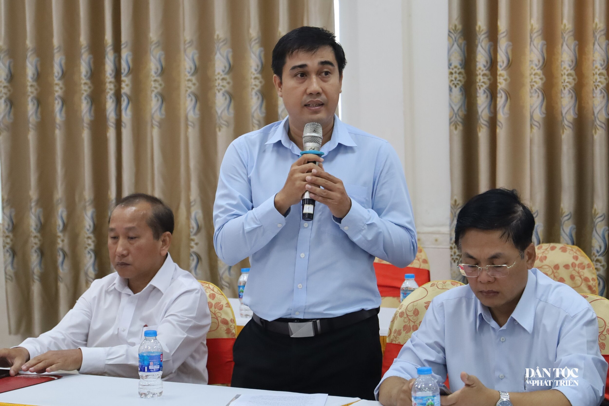 TS. Sơn Chanh Đa, giảng viên Trường Đại học Cần Thơ, cho rằng cơ chế đặt hàng đối với các nhiệm vụ nghiên cứu.