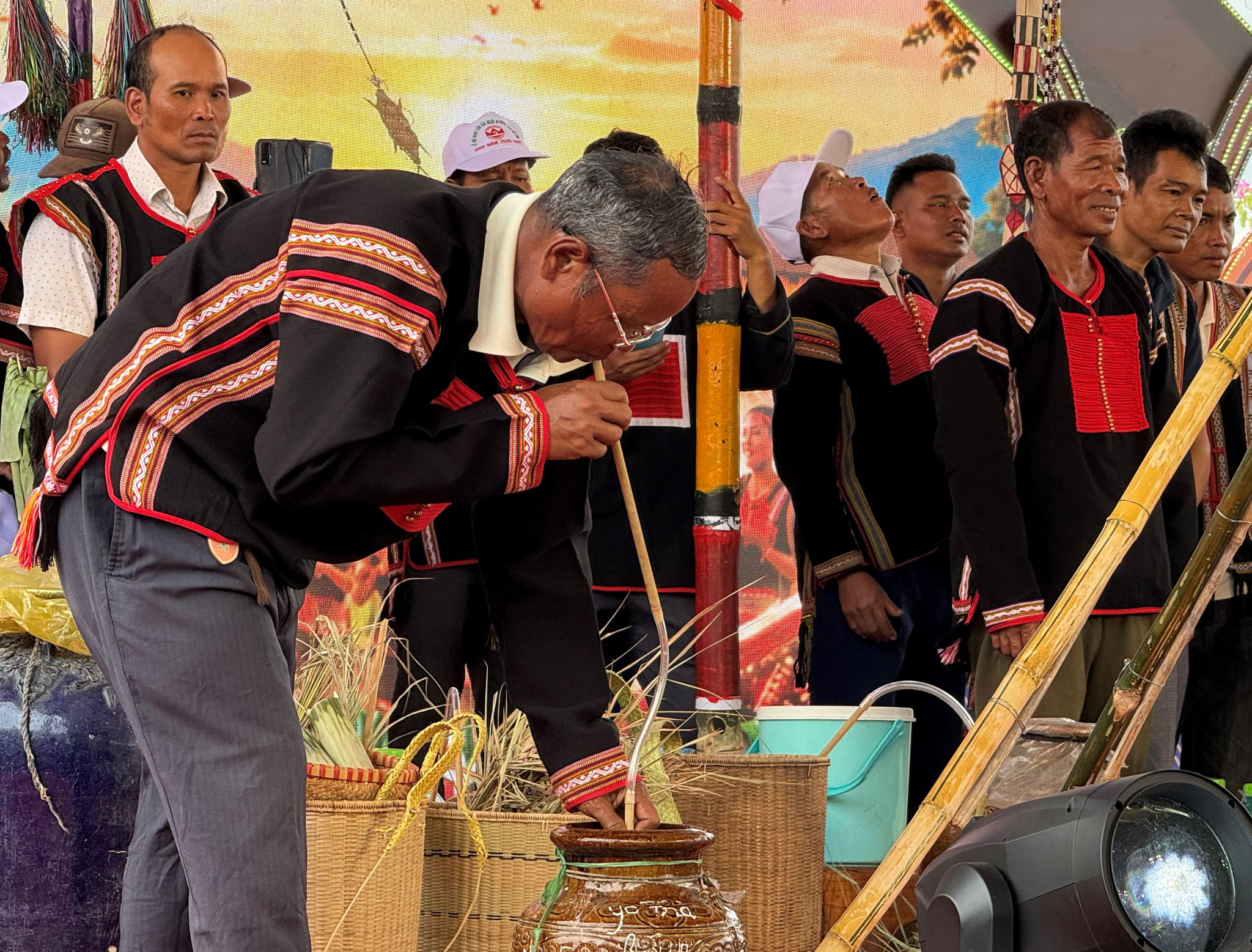 Những kinh nghiệm ấy đã tạo nên một kho tri thức dân gian quý giá của cộng đồng Mnông.