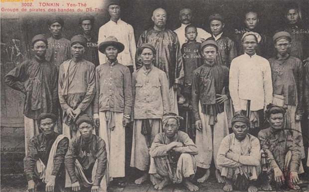 tri thuc dan tọc.jpg