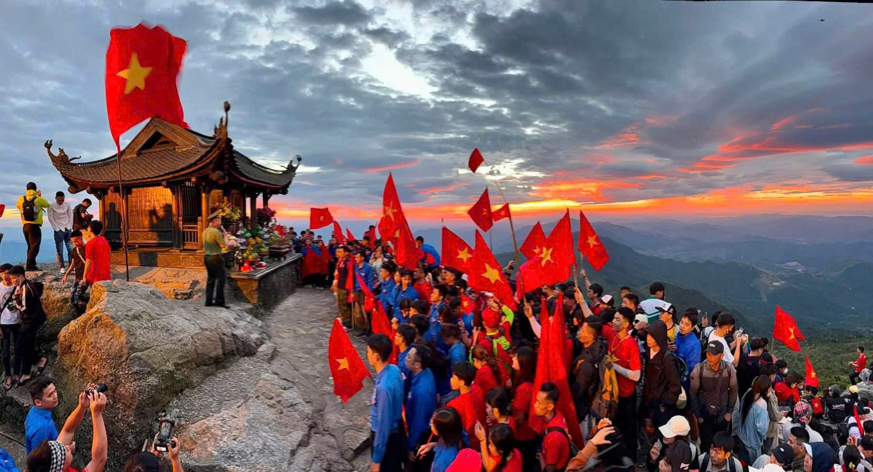 2aoboqvourt7hohytrvajr7vdrcbzktxydggqtis.jpg