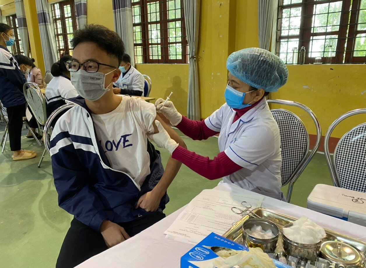 Thực hiện toàn diện các biện pháp tăng cường sức khỏe học đường 