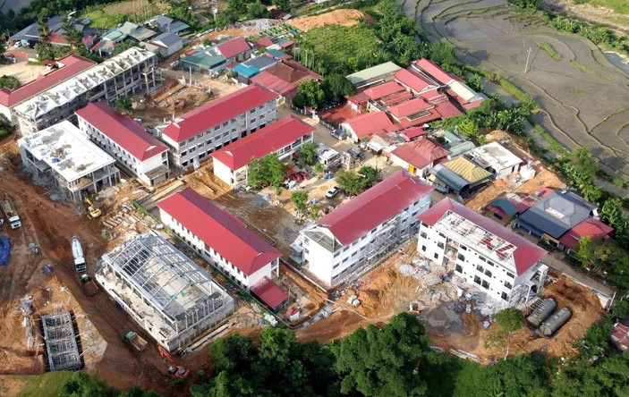 truong-pho-thong-noi-tru-yen-khuong-thanh-hoa-1-17880858265001221970619.jpg