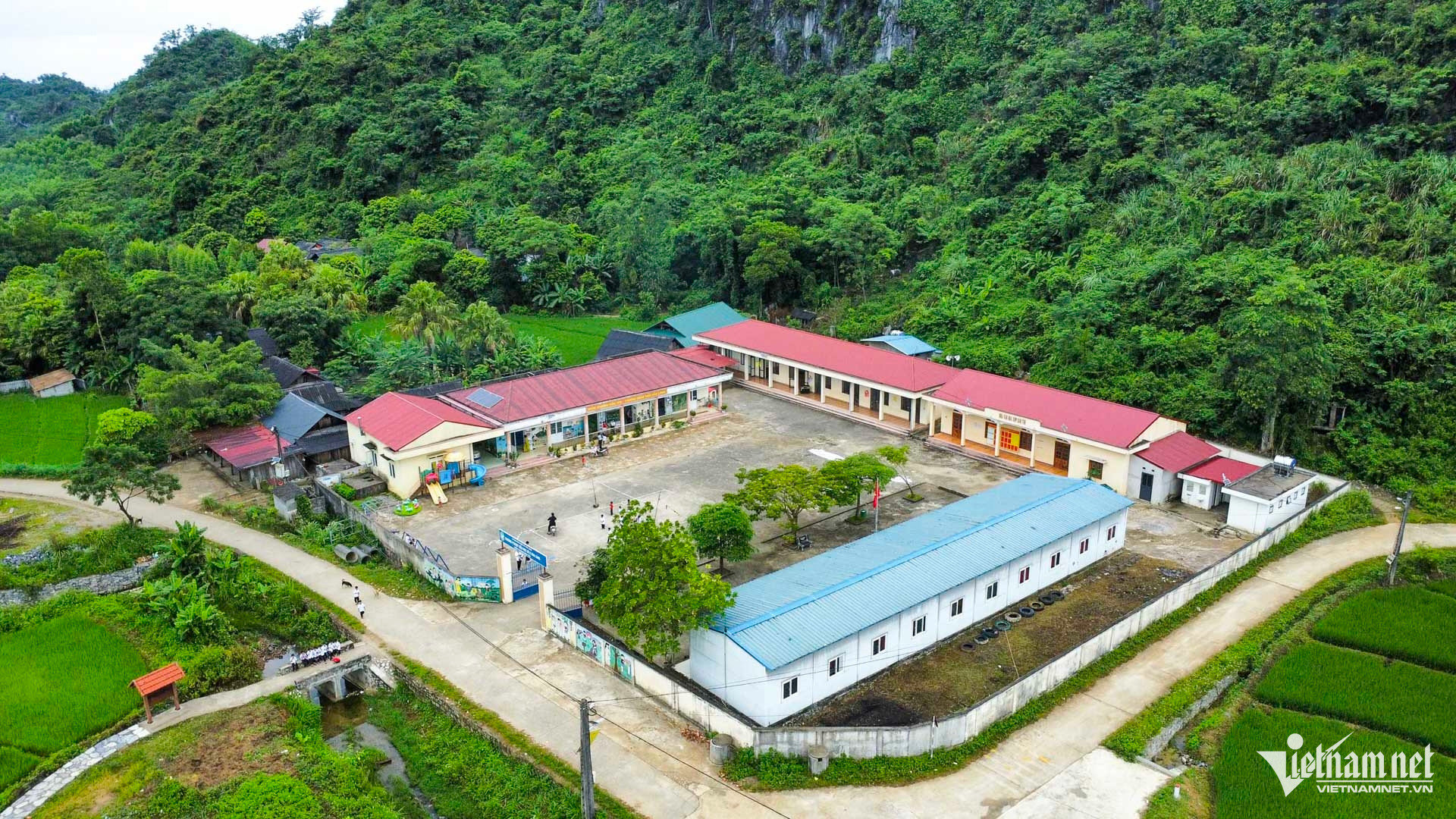 W-khai giảng thái nguyên_64.JPG.jpg