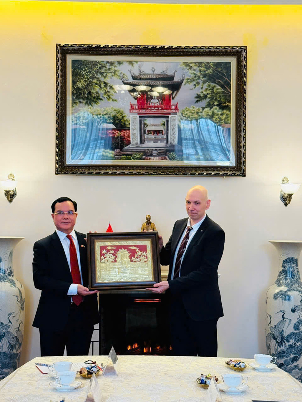 https://static-images.vnncdn.net/vps_images_publish/000001/000003/2026/9/9/bo-truong-3-1193.jpg