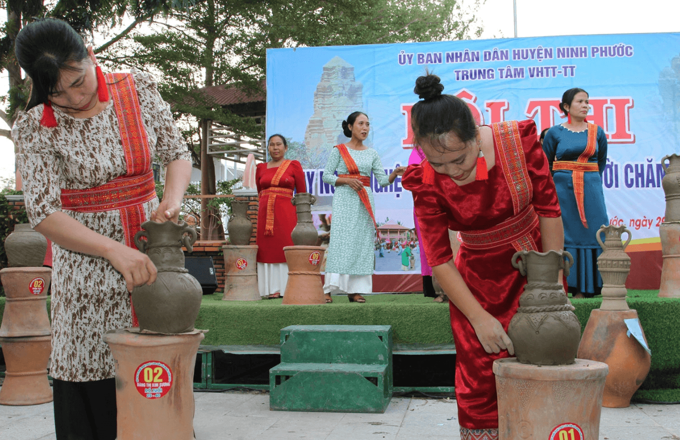 Lễ hội gốm Chăm 1