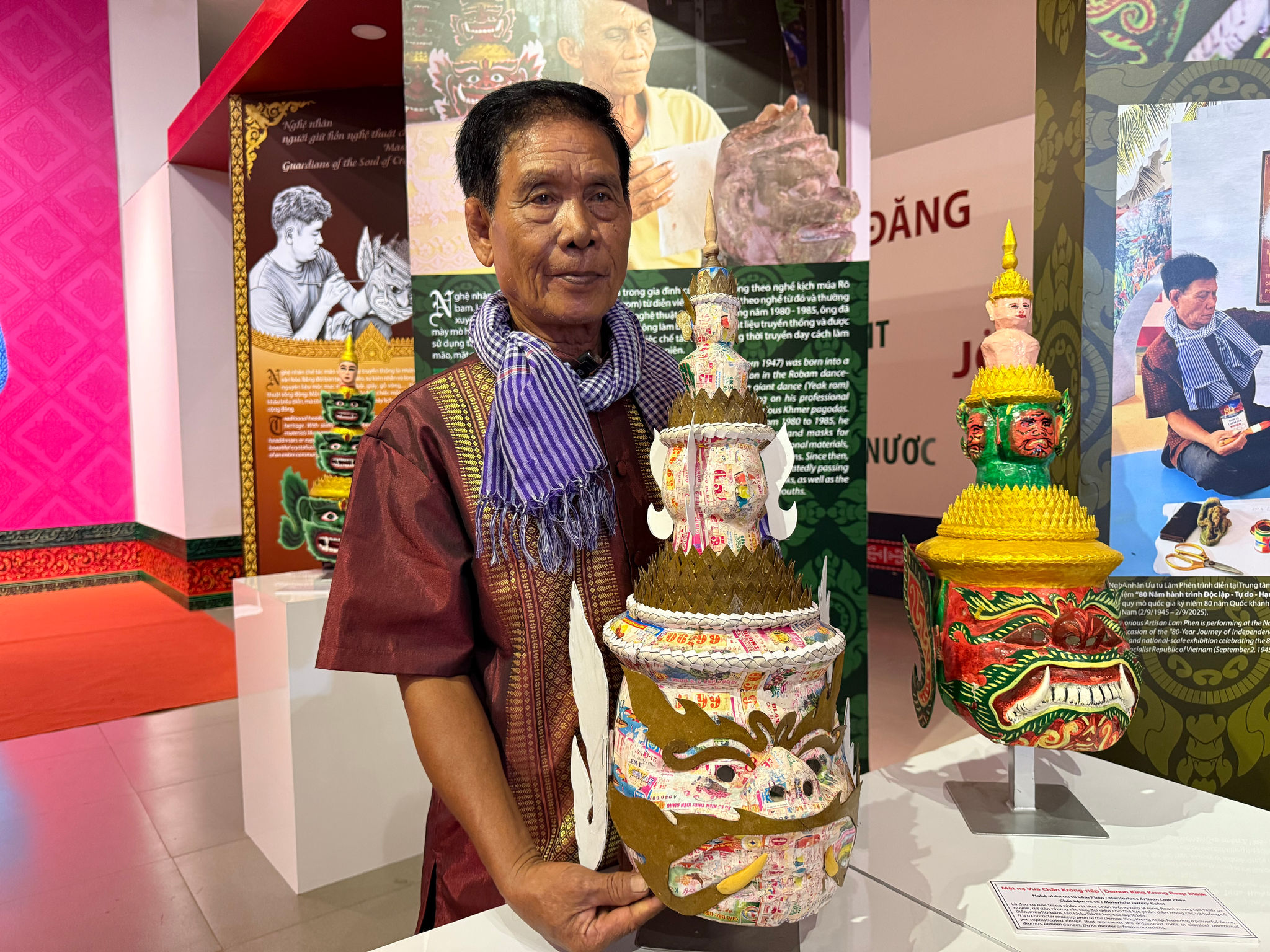 Theo nghệ nhân Lâm Phên (SN 1957), mỗi sản phẩm được tạo thành là sáng tạo của các nghệ nhân, nghệ sĩ nhằm tăng thêm sự hấp dẫn và gần gũi với công chúng.