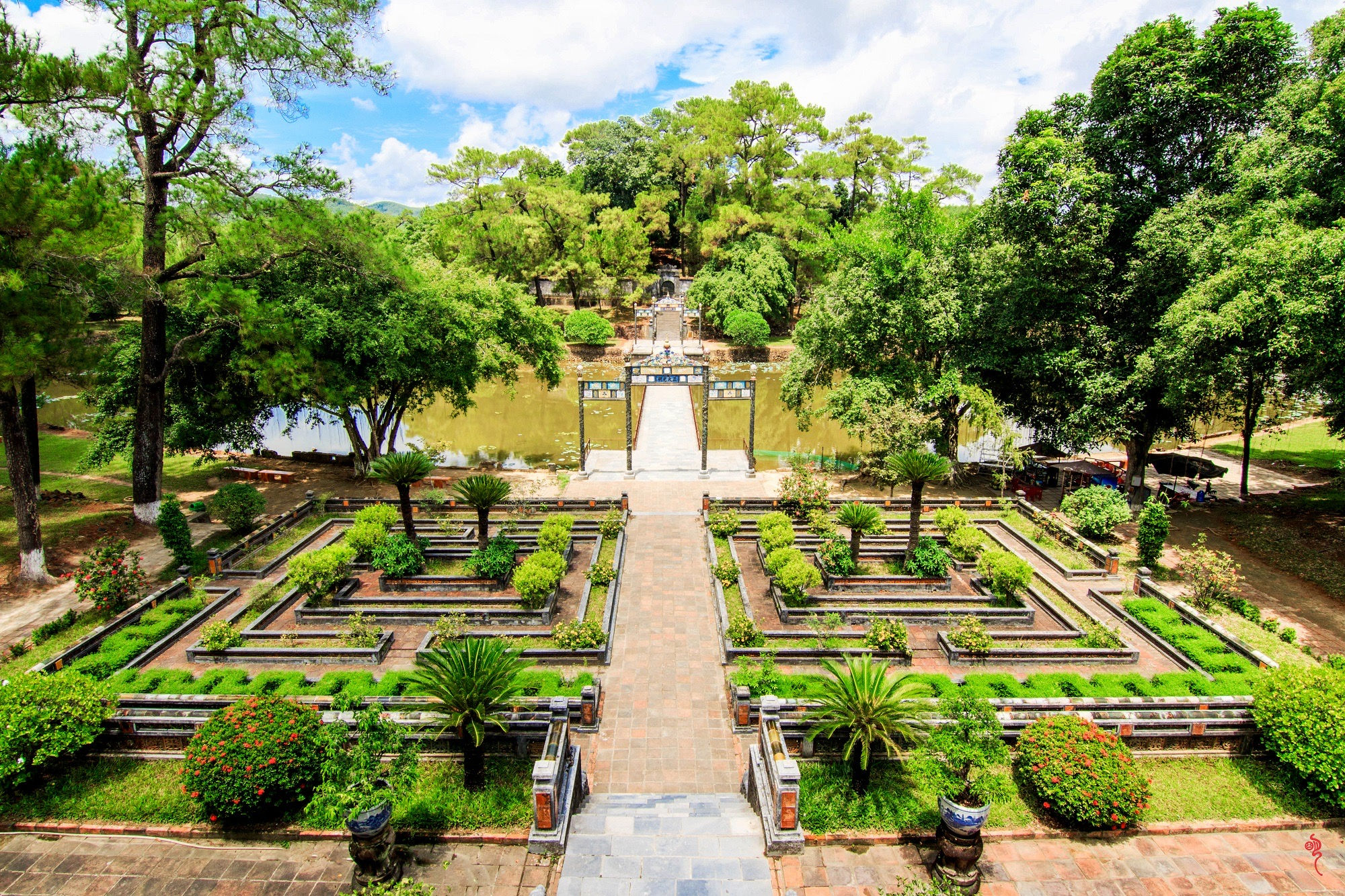 Lăng vua Minh Mạng. Ảnh: khamphahue.com