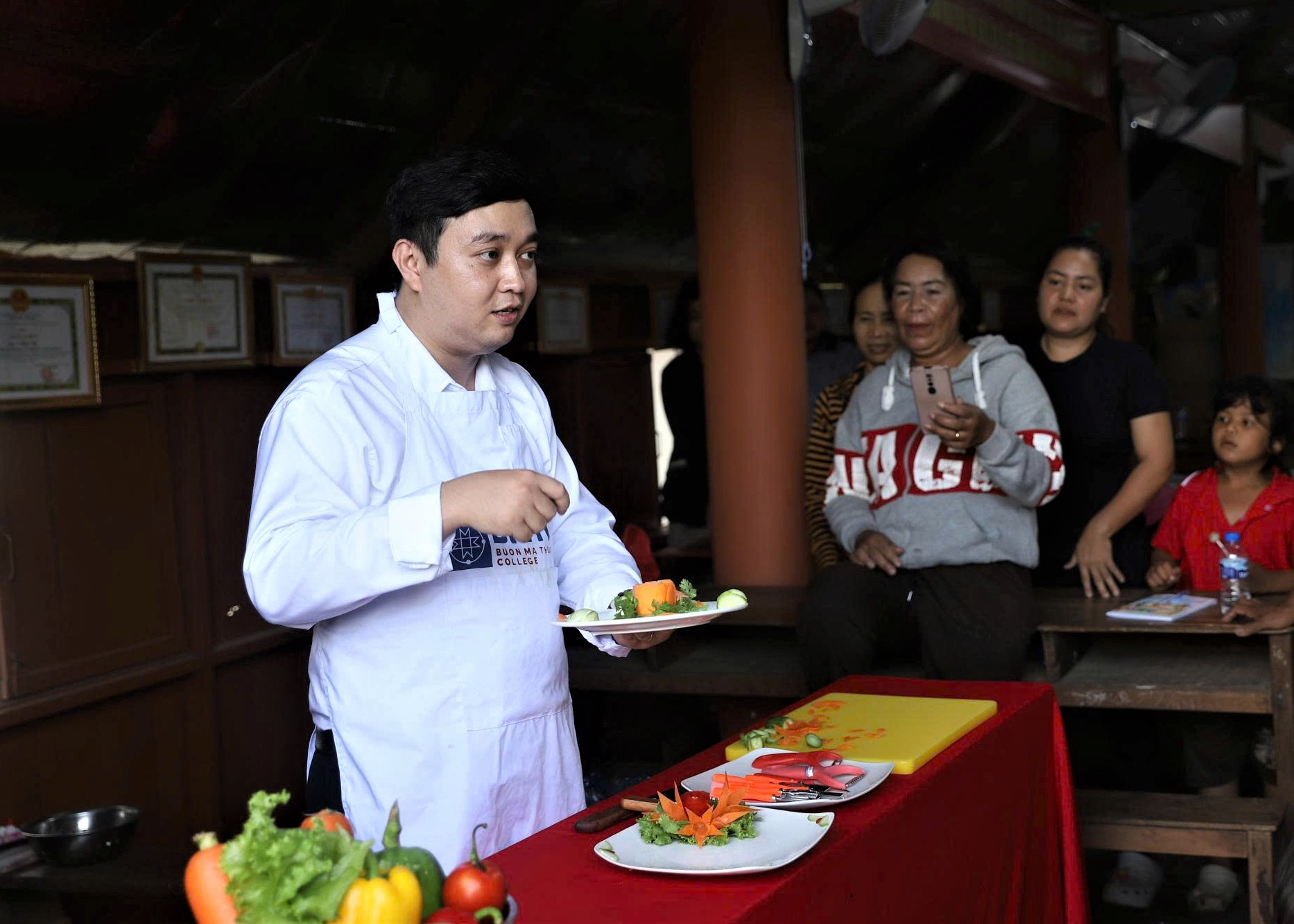 Một khóa học ngắn hạn trang bị kỹ năng mới có thể trở thành điểm khởi đầu cho một công việc, một khoản thu nhập hoặc hướng mưu sinh phù hợp hơn.