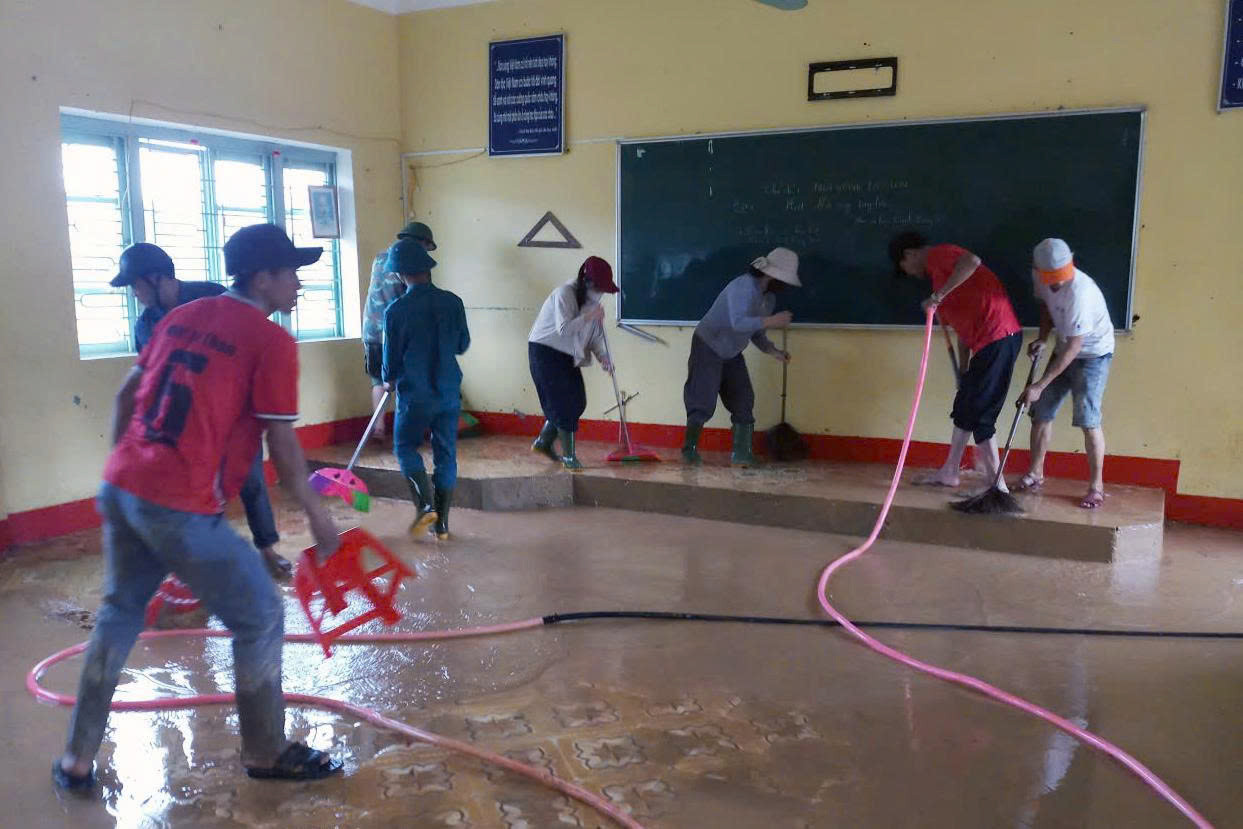 Quảng Trị: Hàng nghìn học sinh nghỉ học do mưa lũ