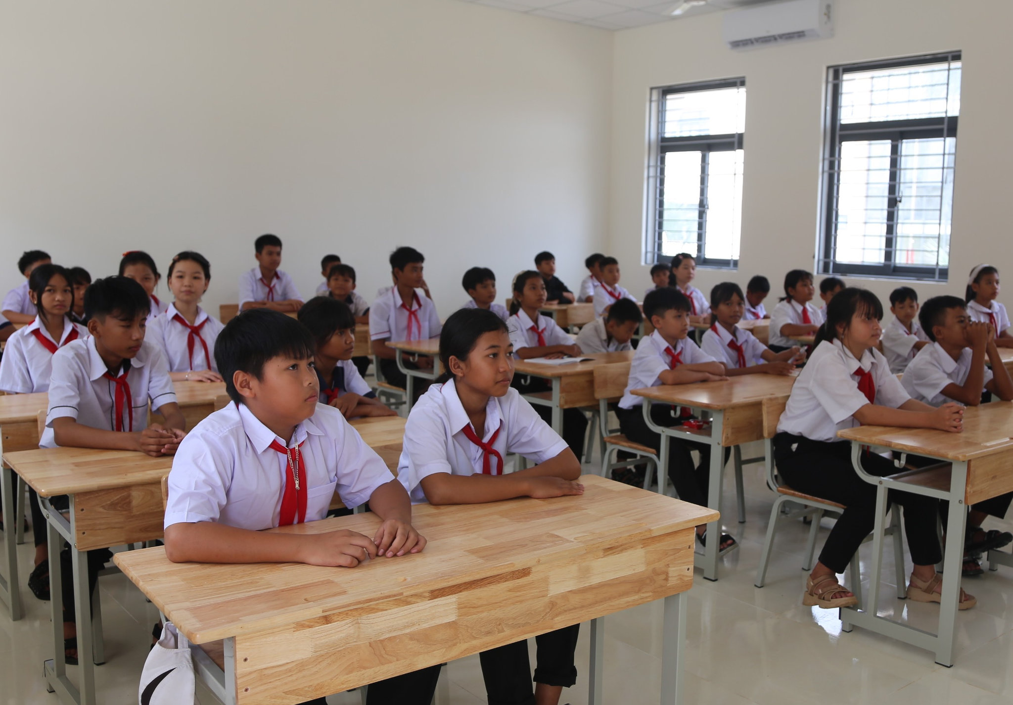 Mô hình trường phổ thông nội trú, bán trú không chỉ giải quyết chuyện ăn ở cho học sinh, mà còn giúp thu hẹp khoảng cách tiếp cận giáo dục