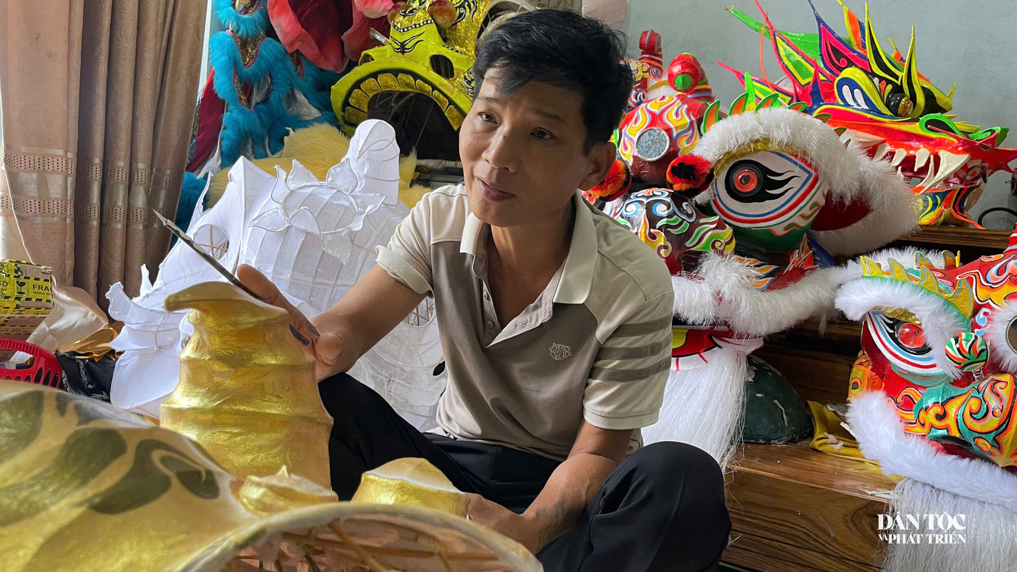 thiên cẩu 16