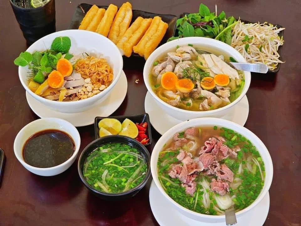 “Hanoi food” lọt nhóm từ khóa ẩm thực theo điểm đến có tốc độ tăng trưởng nhanh toàn cầu