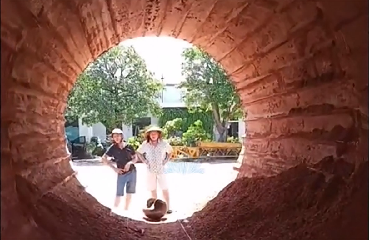 [Short video] Trống “khủng” dài gần 6m, giá 4 tỷ đồng 