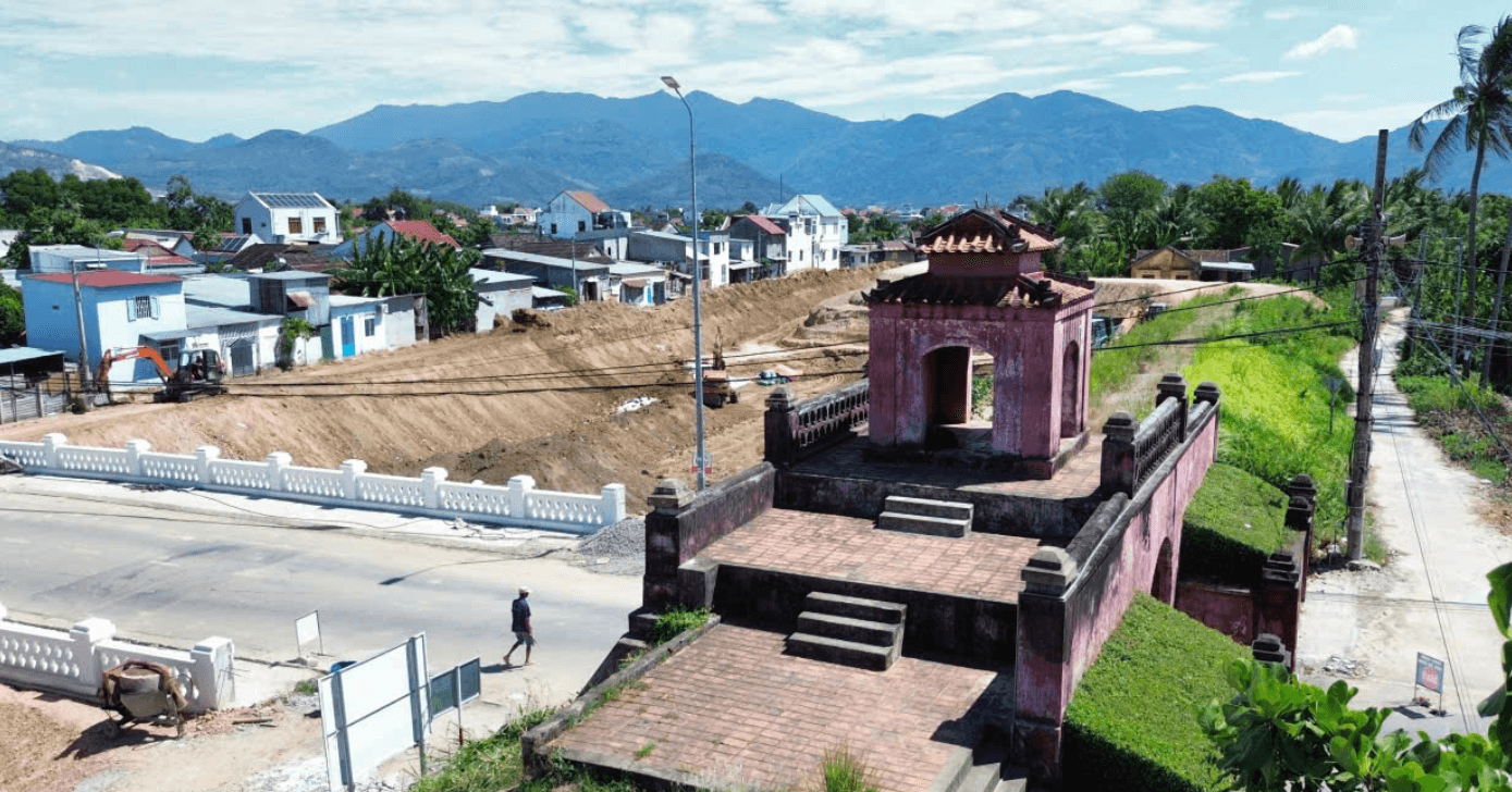 Thành cổ Diên Khánh 2