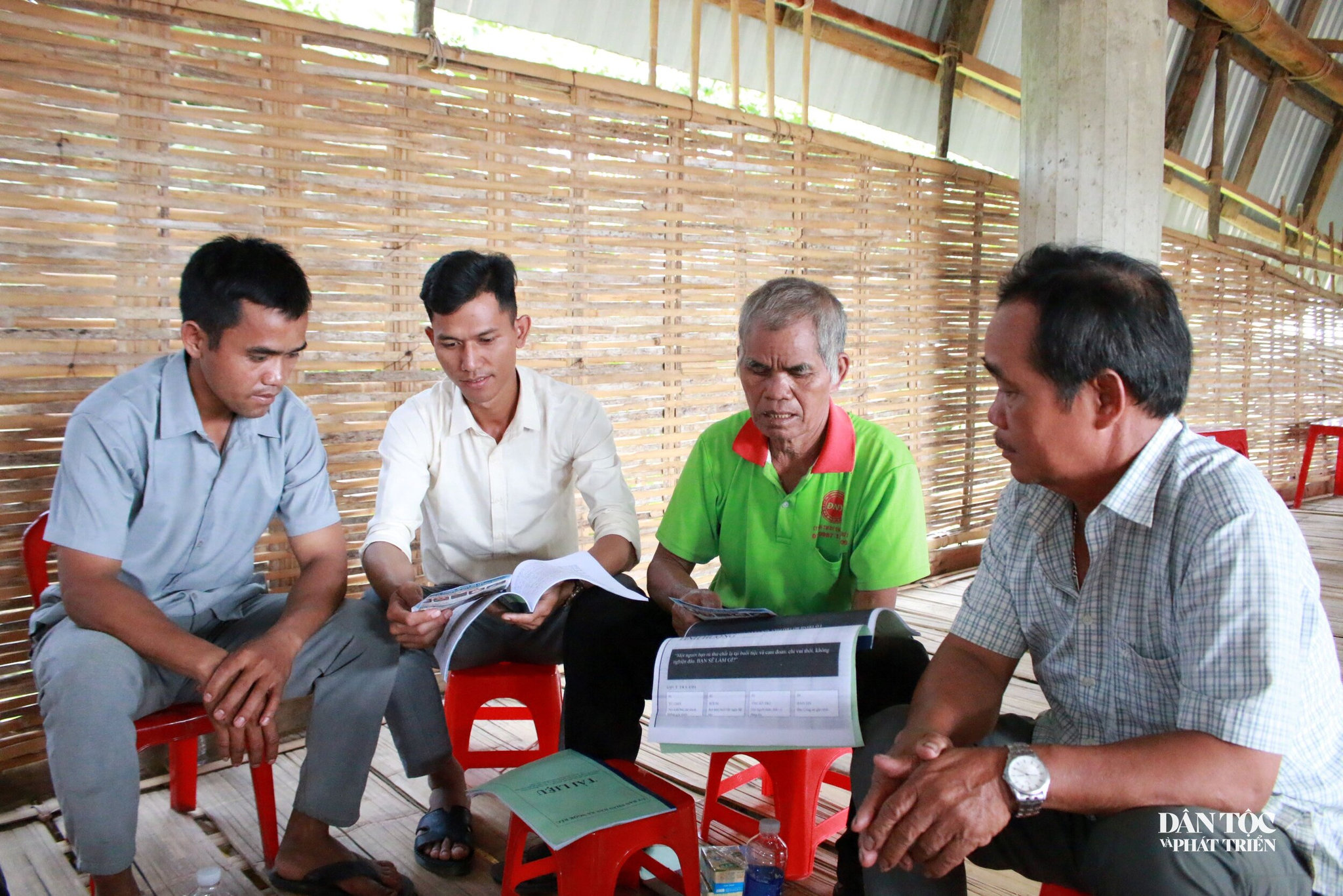 tuyên truyền 1