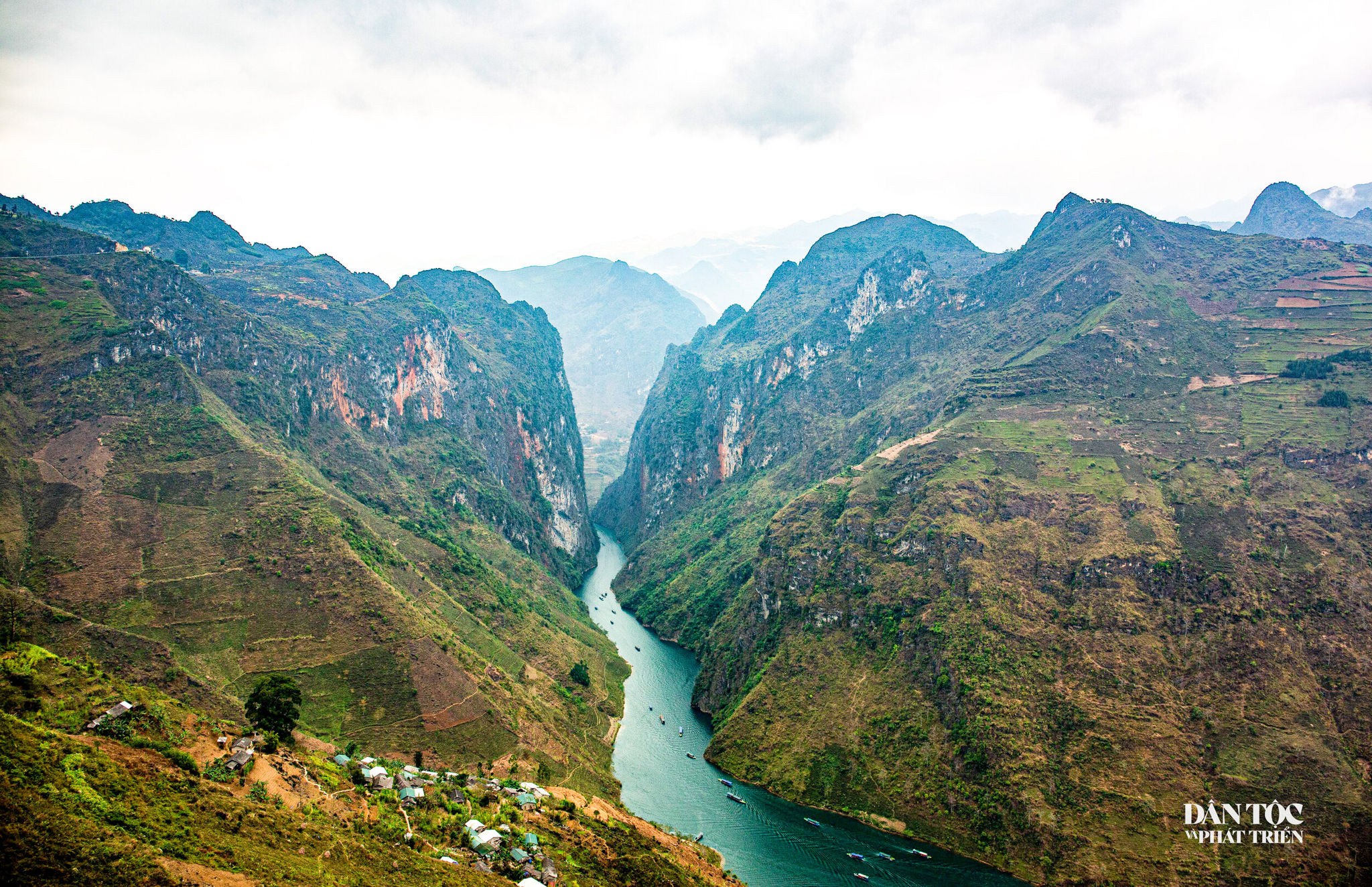 Cao nguyên đá Đồng Văn